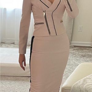 Bebe suit 2 piece skirt size 4 jacket size 0